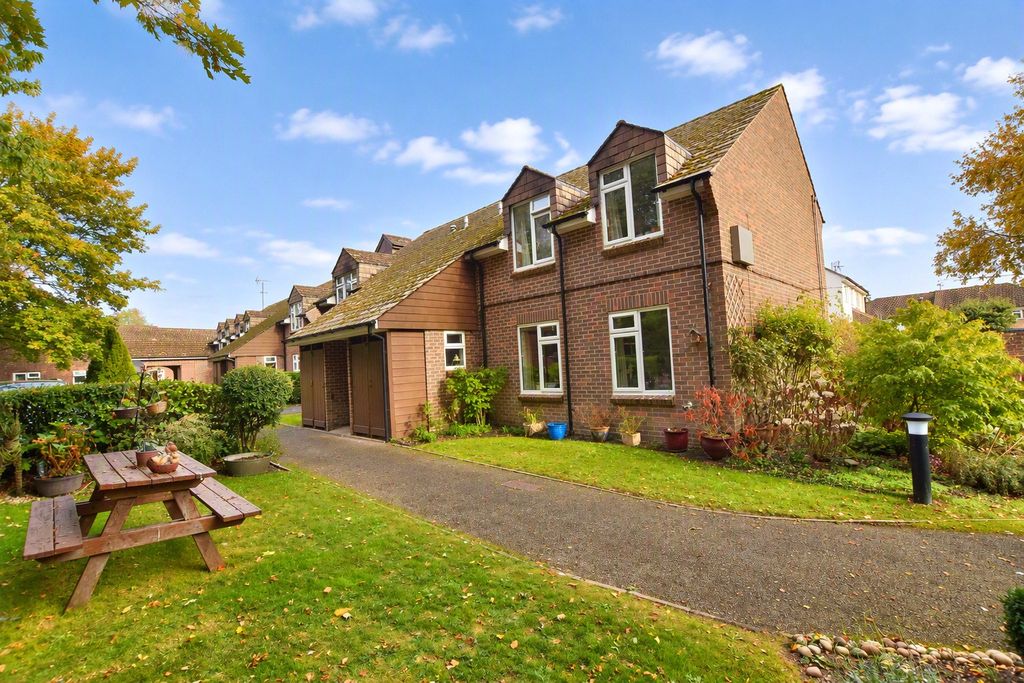 Property photo 1 of 10 Picture No. 01
