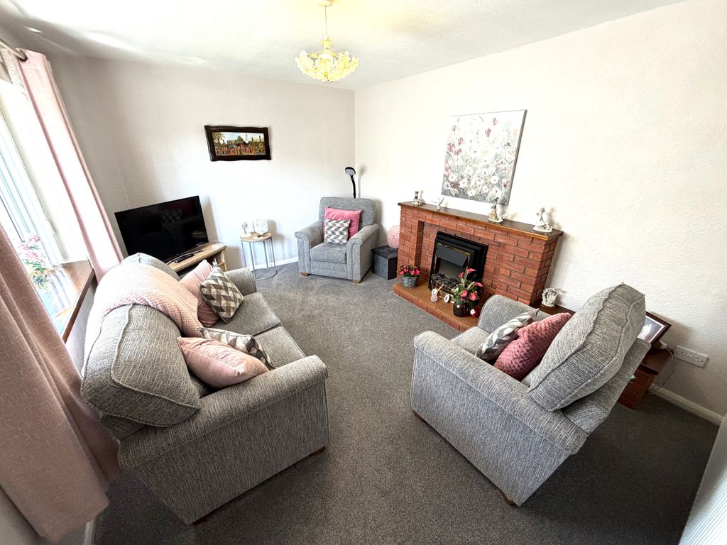 Property photo 2 of 11 Img_5104