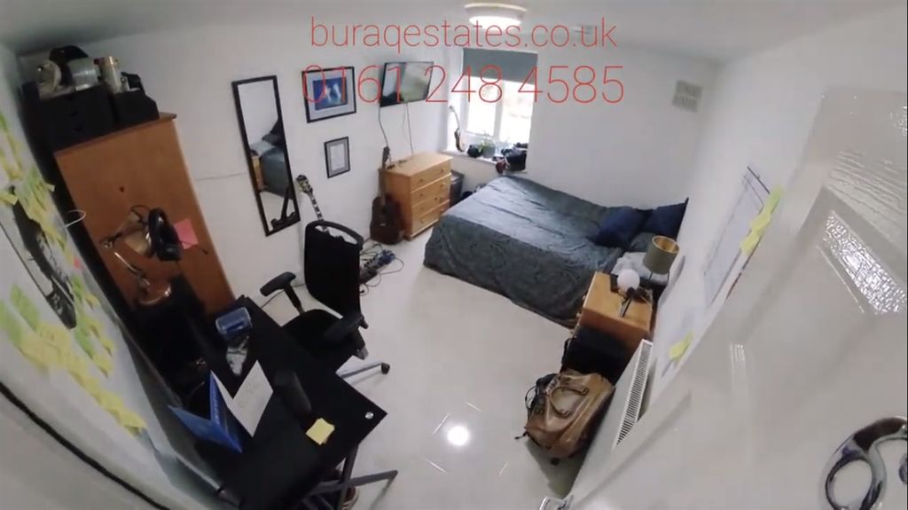 Property photo 1 of 5 A Well-Lit Double Bedroom Featuring A Comfortable ...