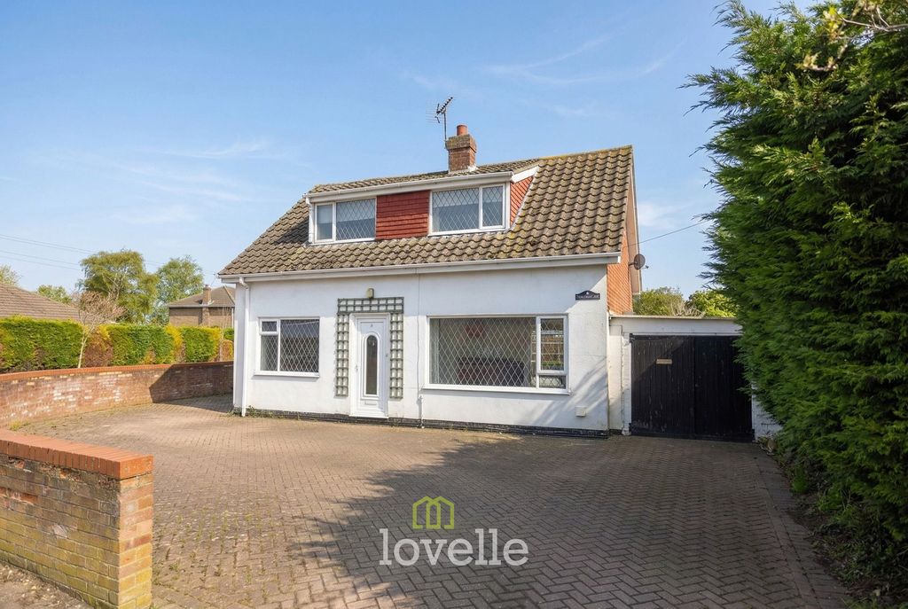 Property photo 1 of 27