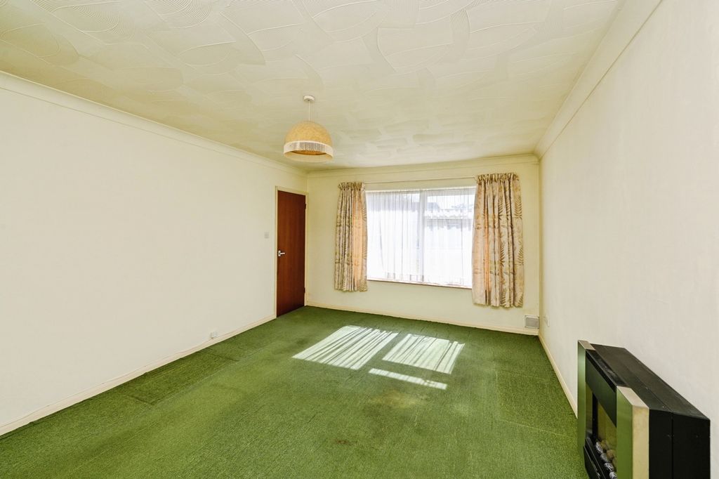 Property photo 2 of 19 Pbox-Img.Jpg