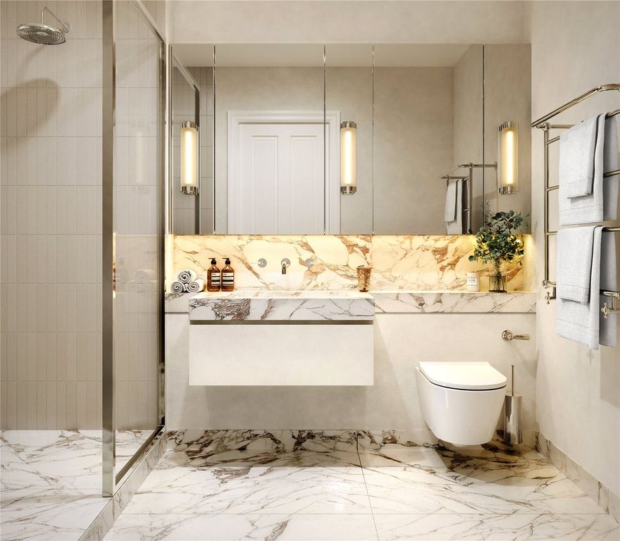 Property photo 3 of 16 Bathroom