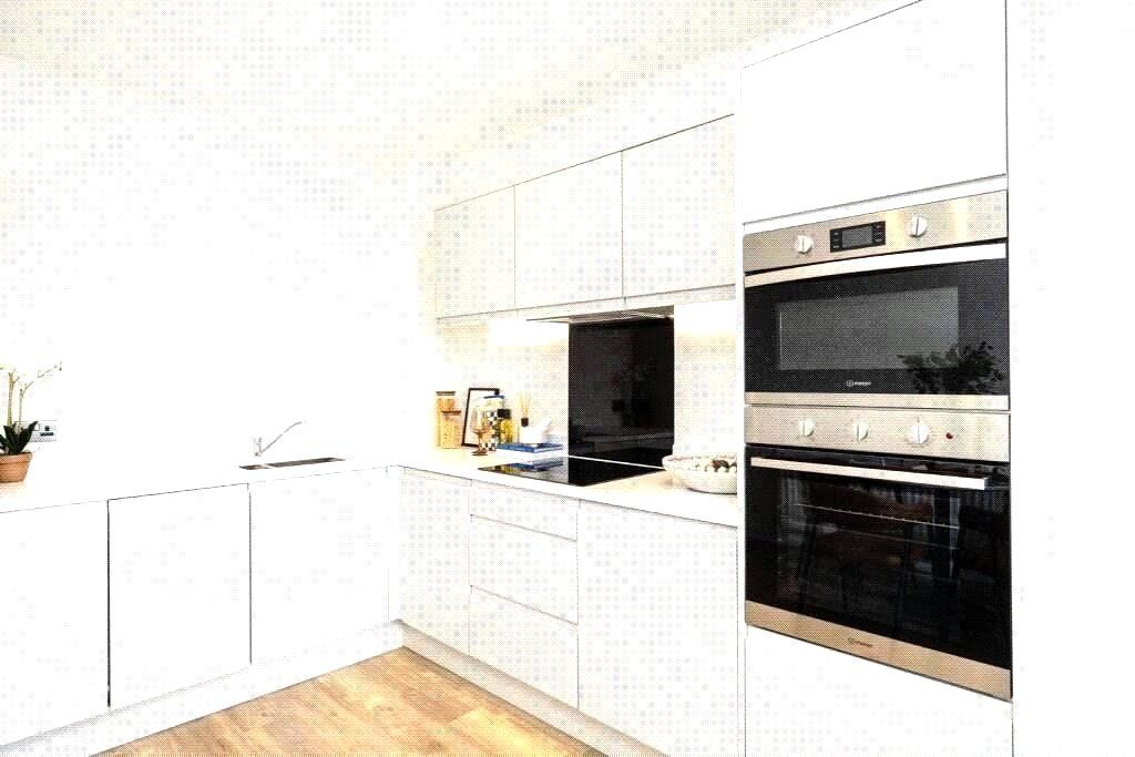 Property photo 2 of 20 Kitchen