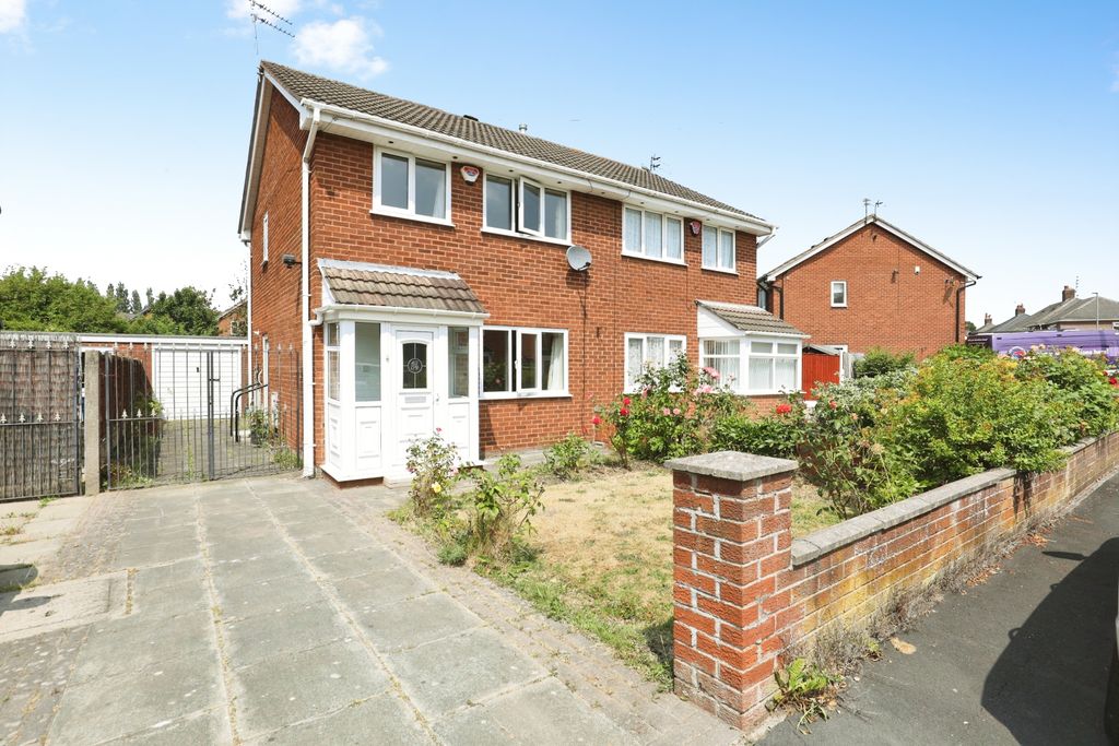 Property photo 3 of 21