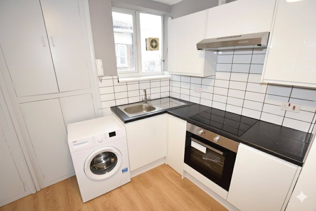 Property photo 1 of 6 Picture No. 31