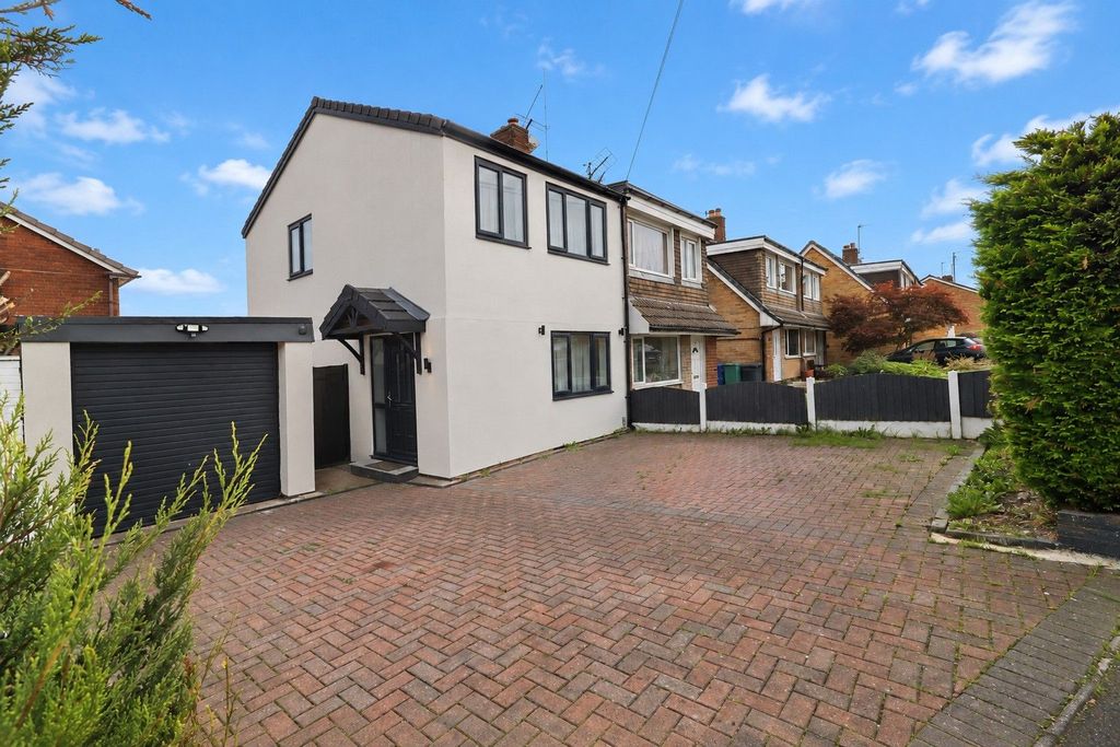 Property photo 1 of 23