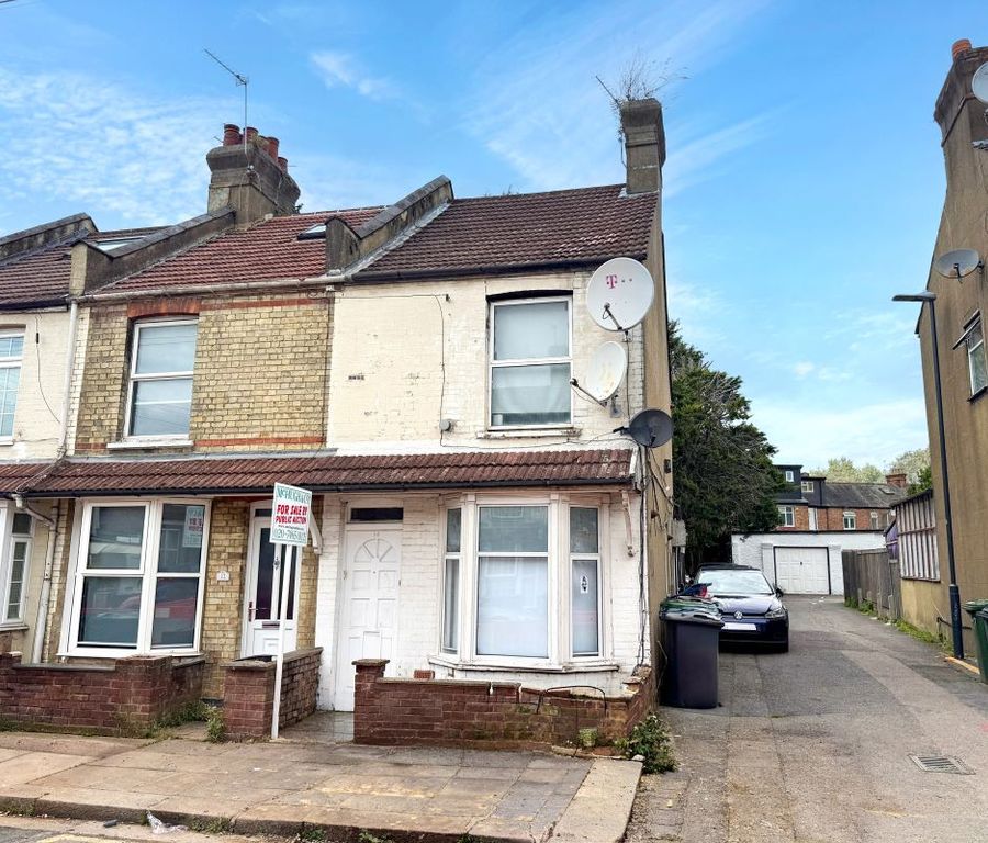 Property photo 1 of 13