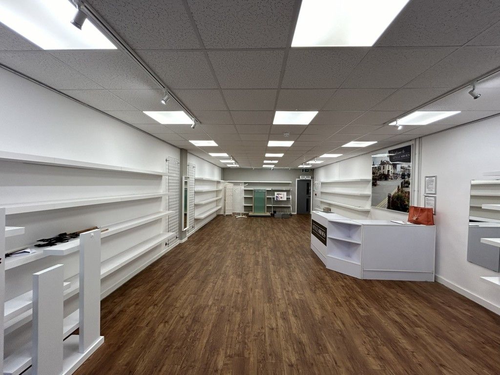 Property photo 3 of 9 Photo 10