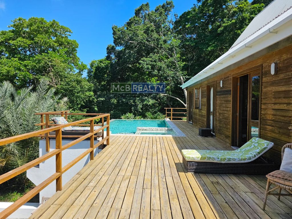 Property photo 1 of 67