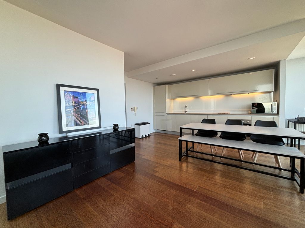 Property photo 2 of 7 Gallery