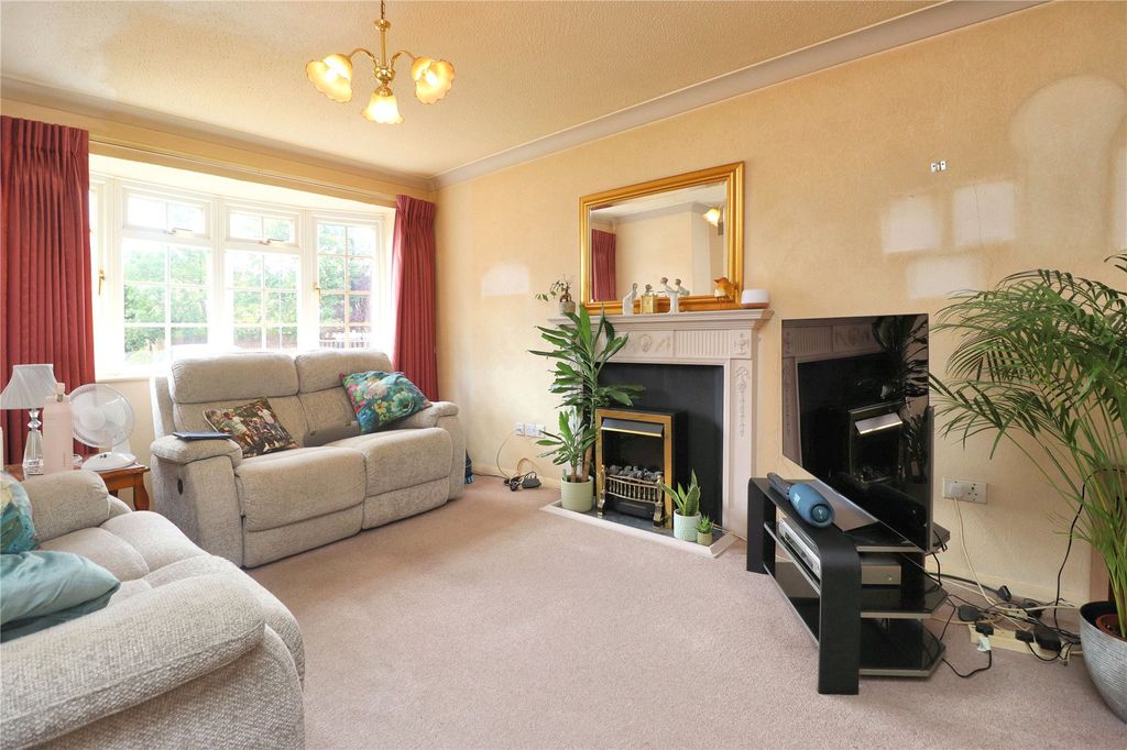 Property photo 2 of 8 Picture No. 06