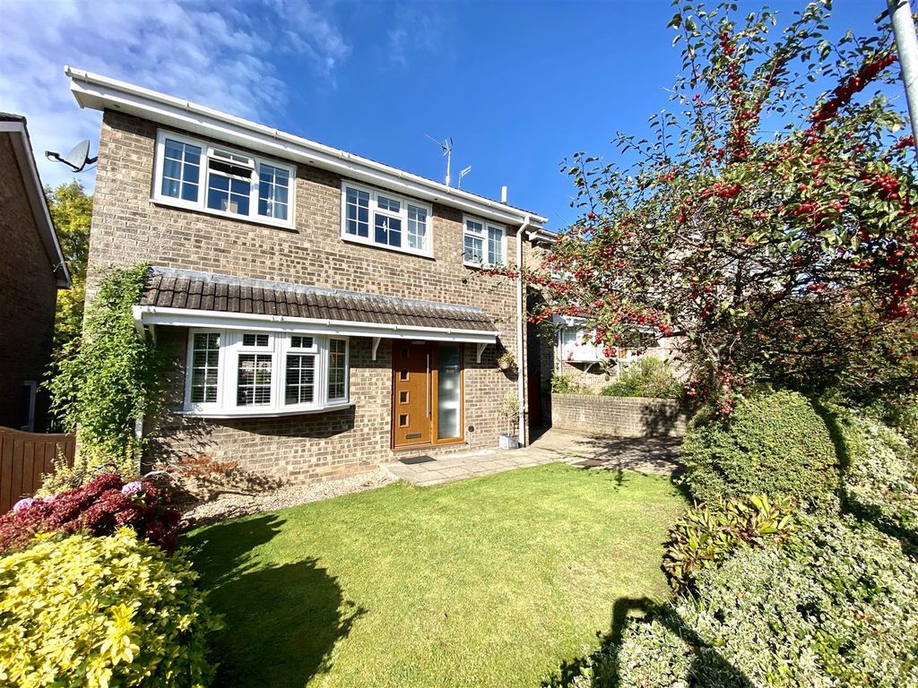 Property photo 1 of 26 51 St. Kingsmark Avenue