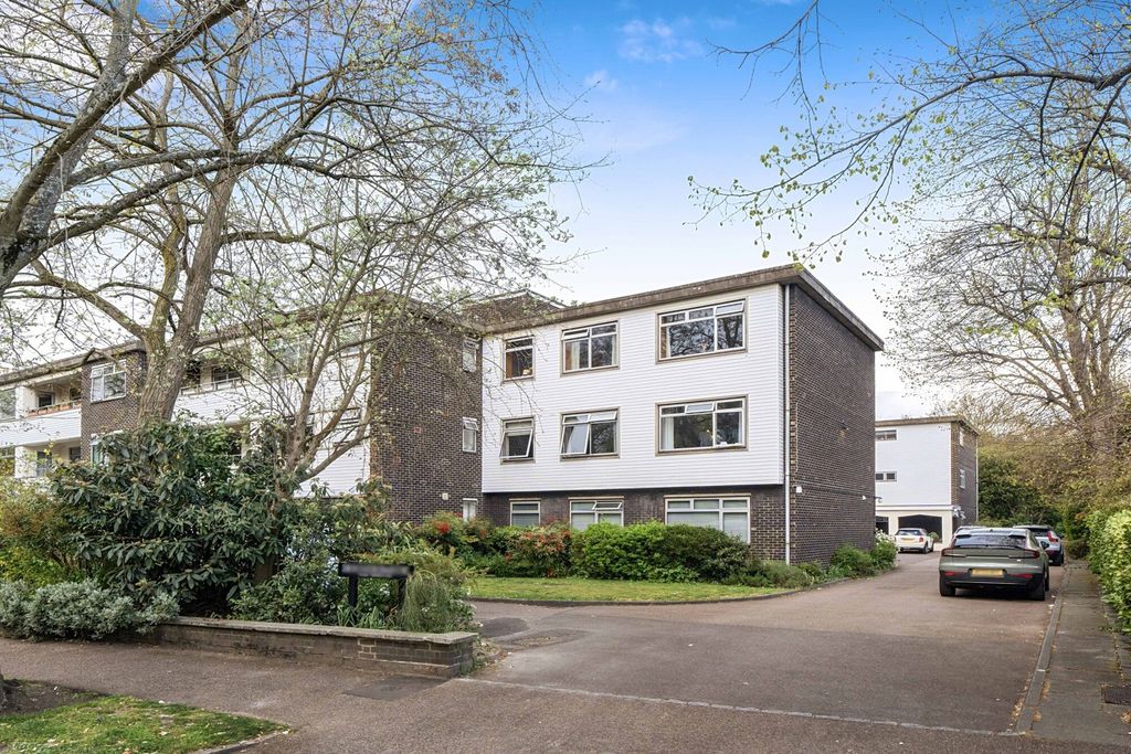 Property photo 1 of 15 1440116-15-69Dd04...