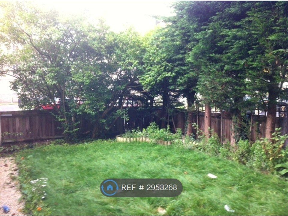 Property photo 3 of 12