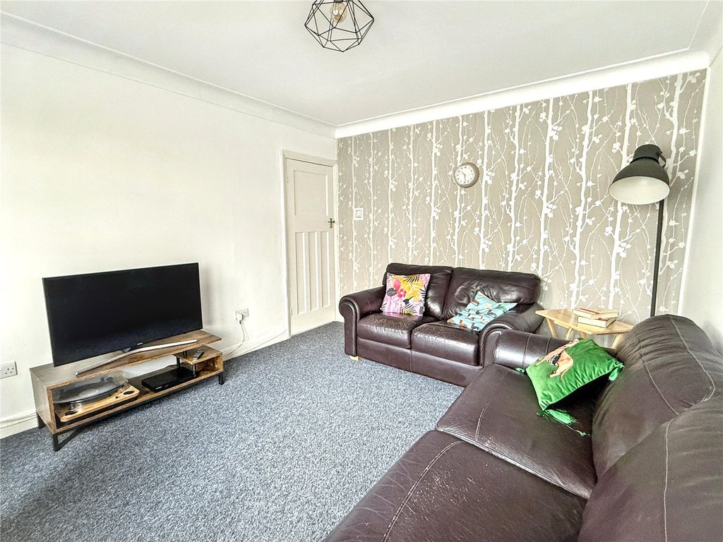 Property photo 3 of 13 Picture No. 22