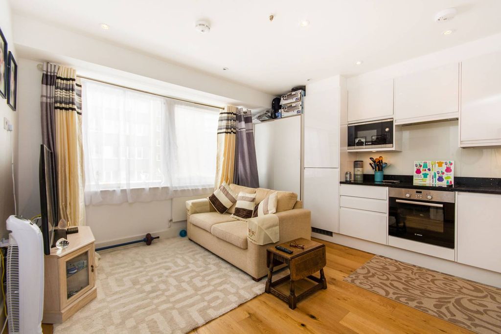 Property photo 2 of 5