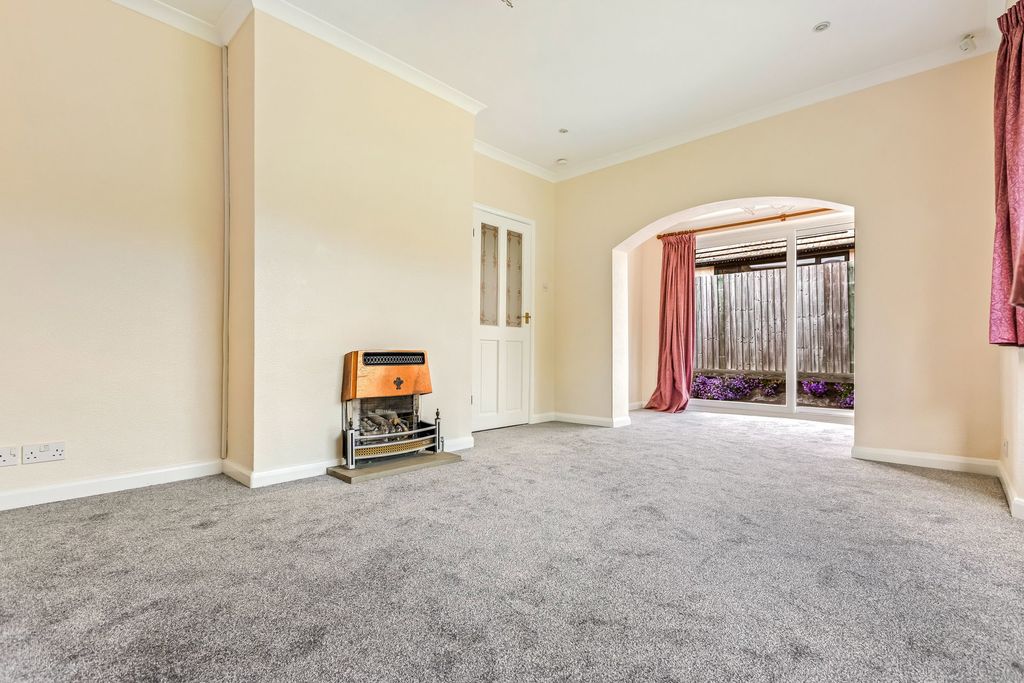 Property photo 3 of 26