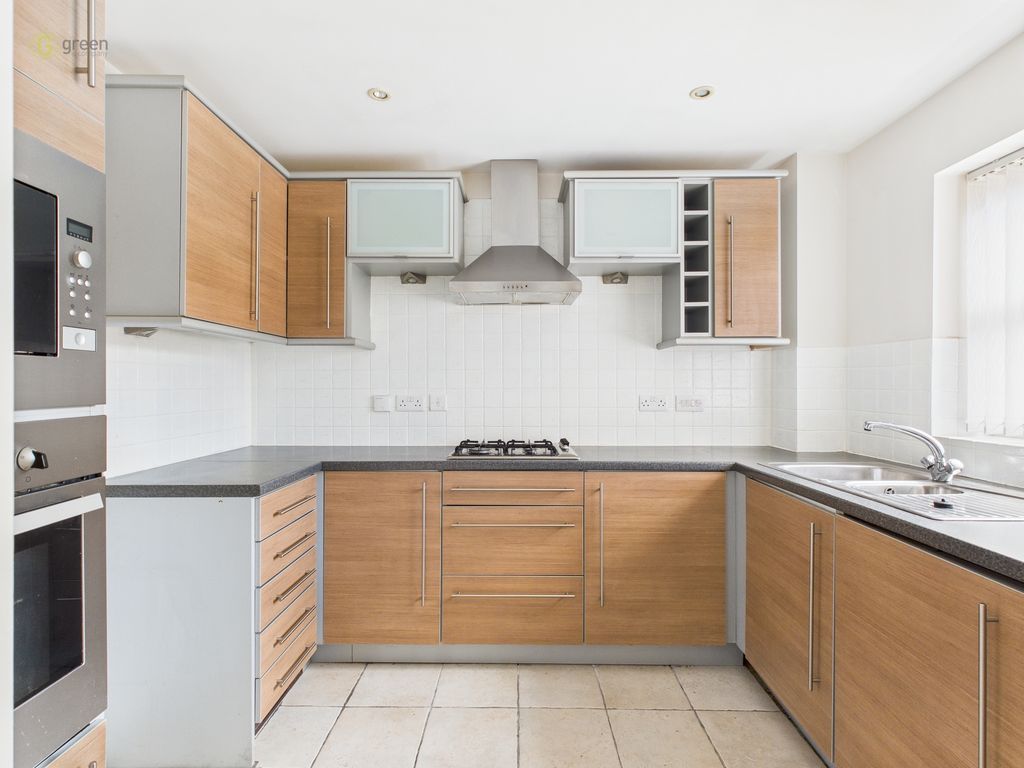 Property photo 3 of 30