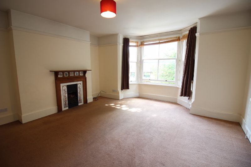 Property photo 2 of 8 Lounge