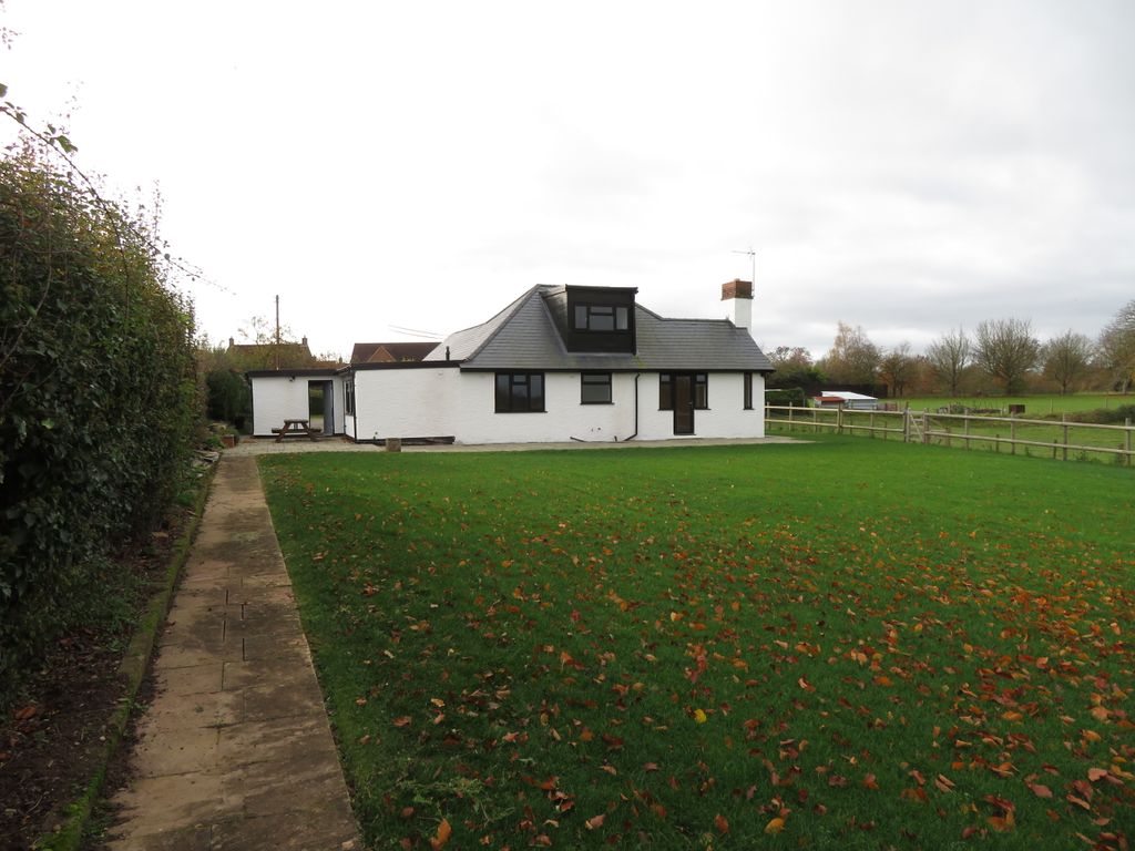 Property photo 3 of 22
