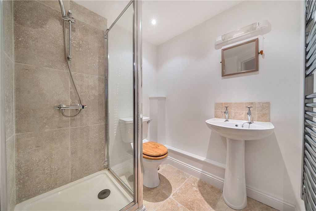 Property photo 3 of 10 Shower Room