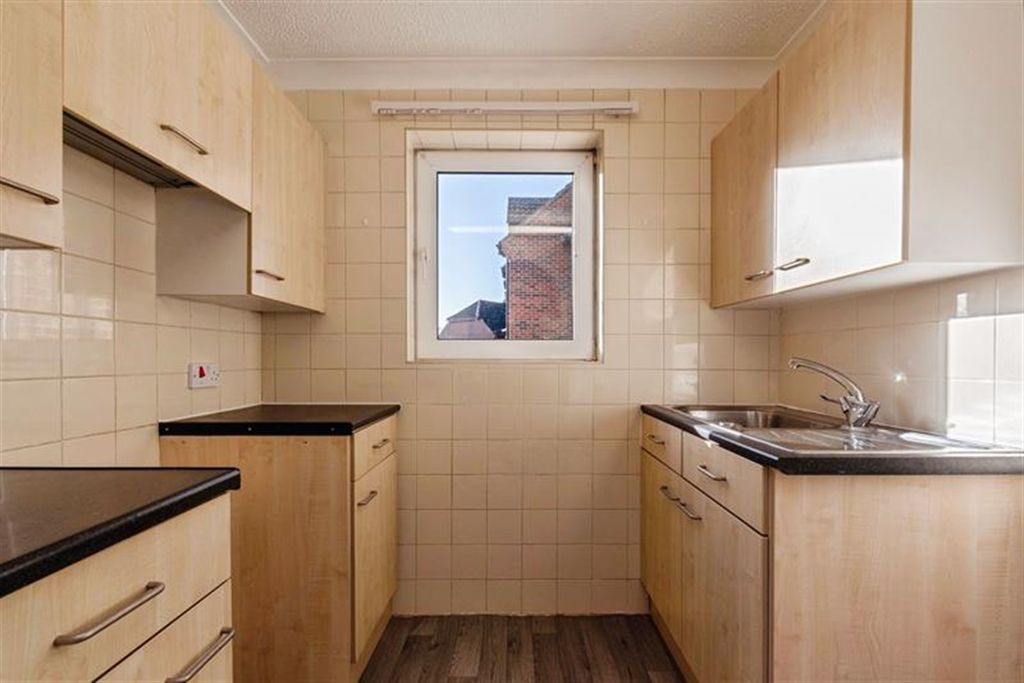 Property photo 1 of 14 (Main)