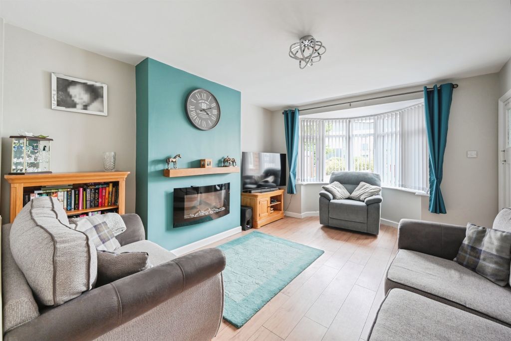 Property photo 2 of 17