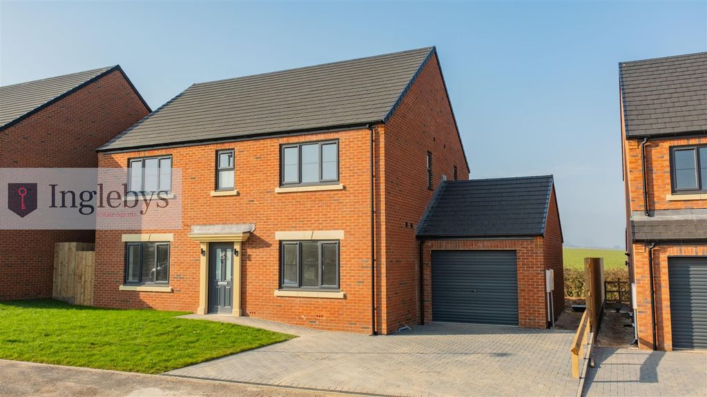 Property photo 1 of 6 Plot 14.Jpg