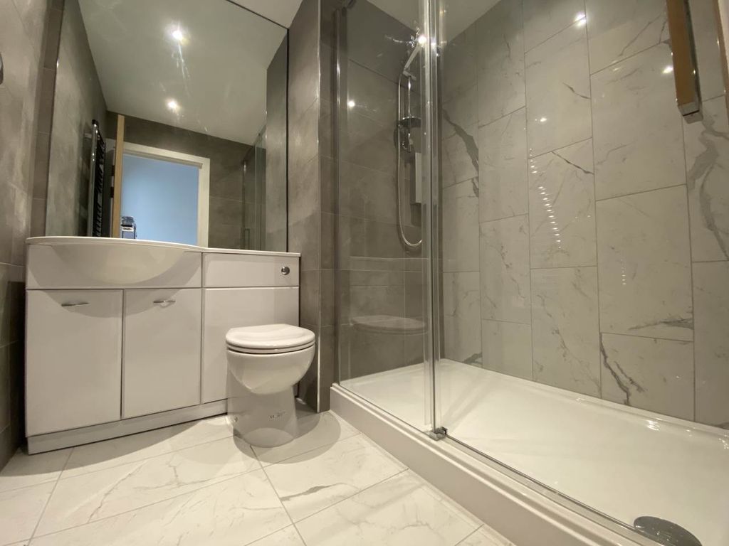 Property photo 2 of 5 Bathroom