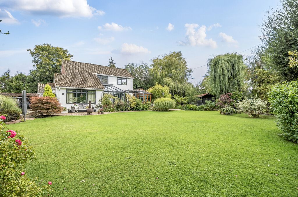Property photo 3 of 22 1346915-10-68B5Bf...