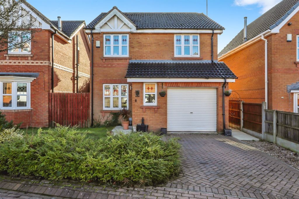 Property photo 1 of 18