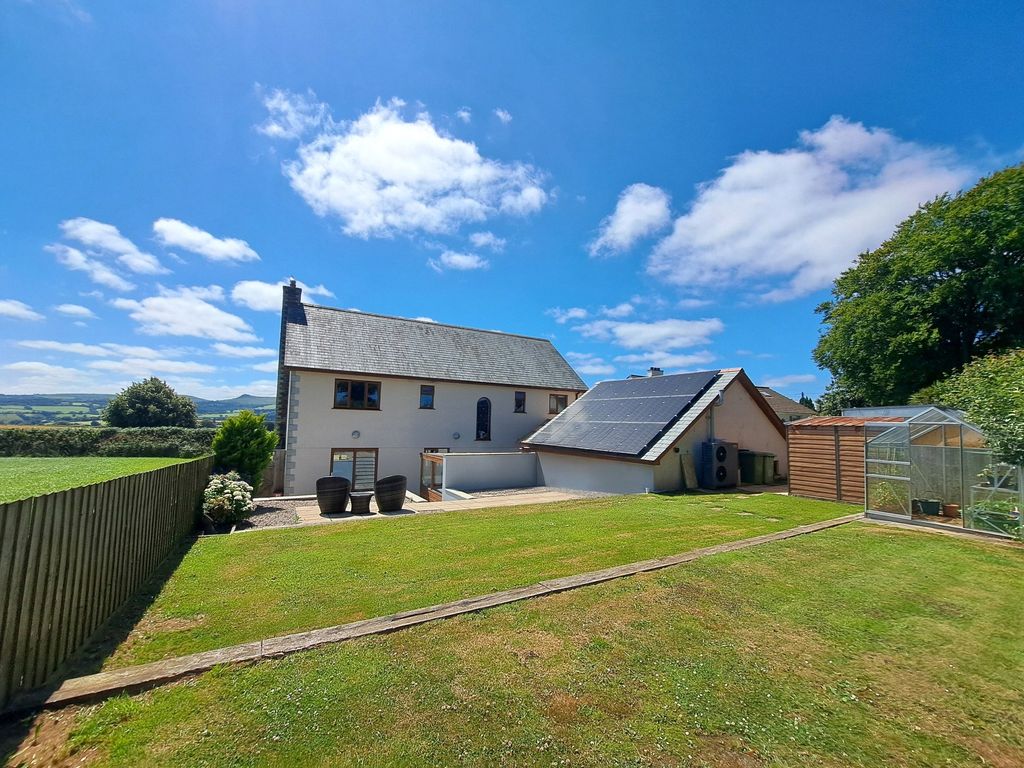 Property photo 3 of 22 Picture No. 84