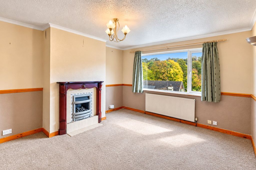 Property photo 2 of 17 Picture No. 16