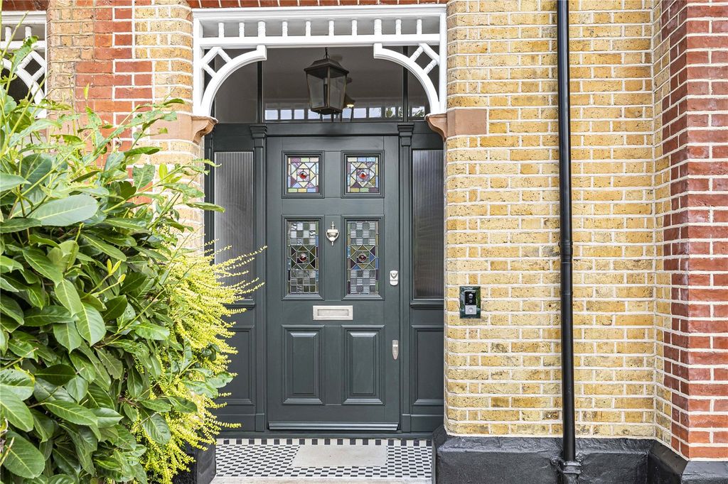 Property photo 2 of 29 Exterior