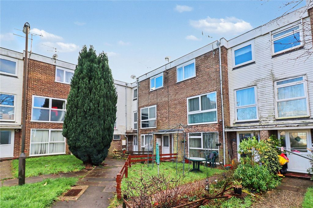 Property photo 1 of 7 Front