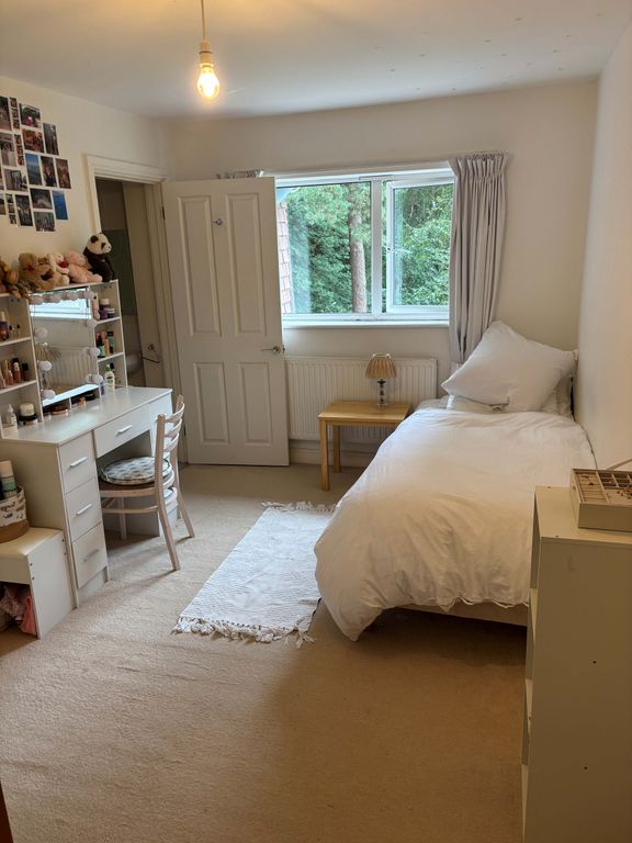 Property photo 3 of 6