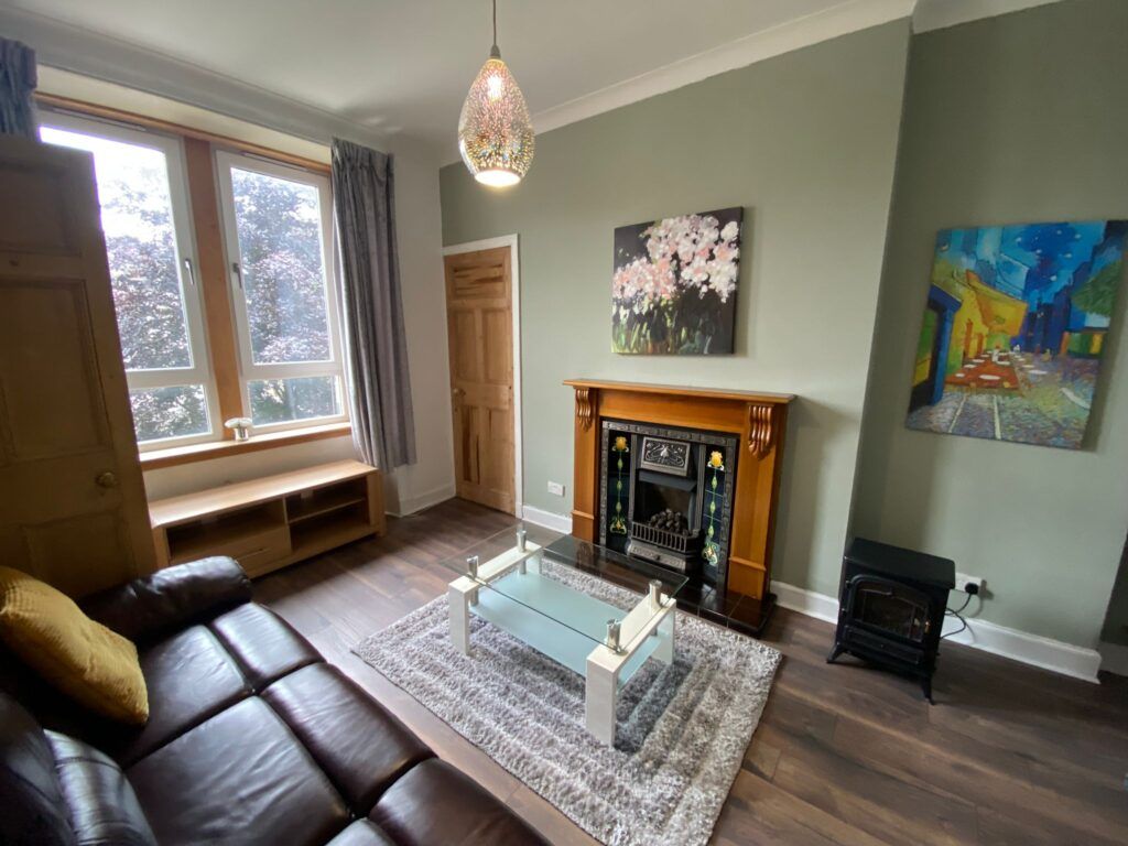 Property photo 3 of 9
