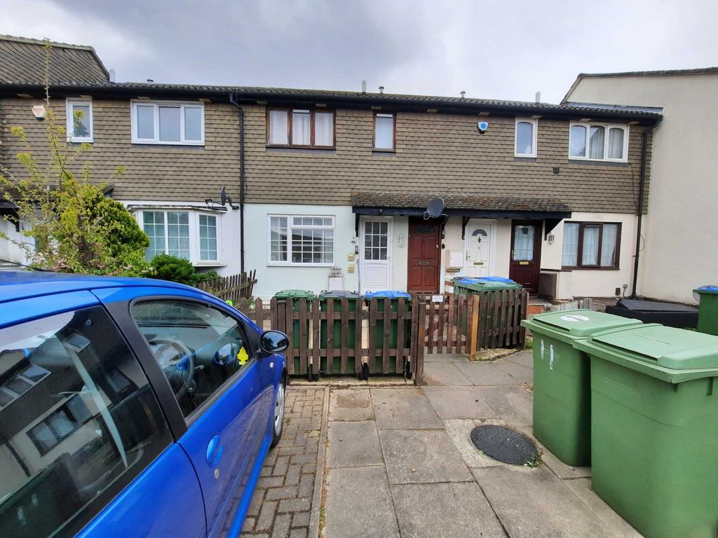 Property photo 1 of 8