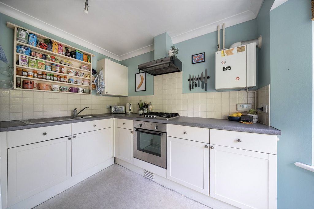 Property photo 3 of 14 Picture No. 13