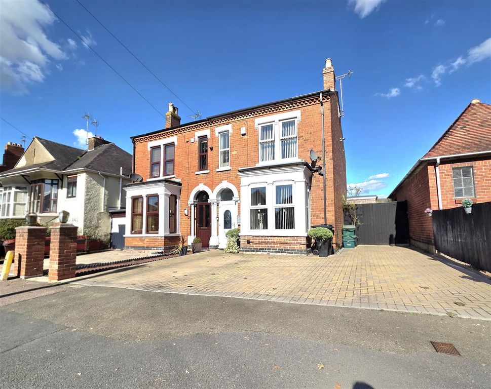 Property photo 1 of 22