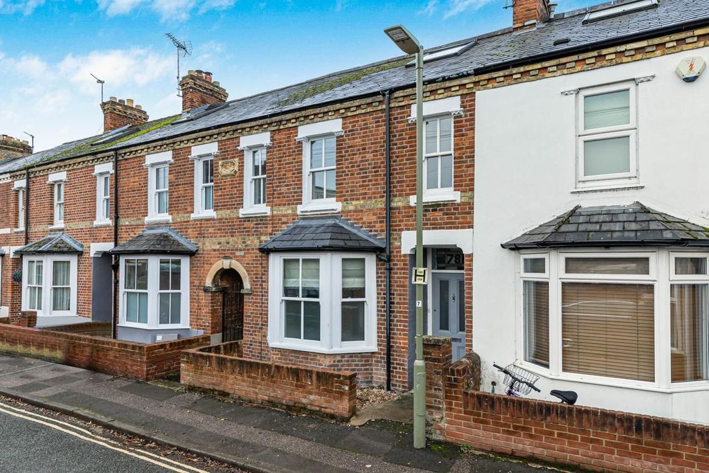 Property photo 1 of 5