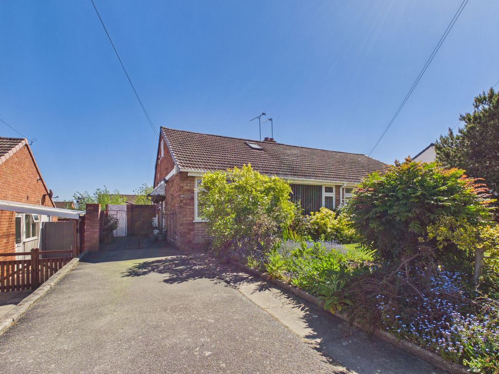 Property photo 1 of 33 Charming Extended Bungalow With Panoramic Views | Hales Park, Bewdley