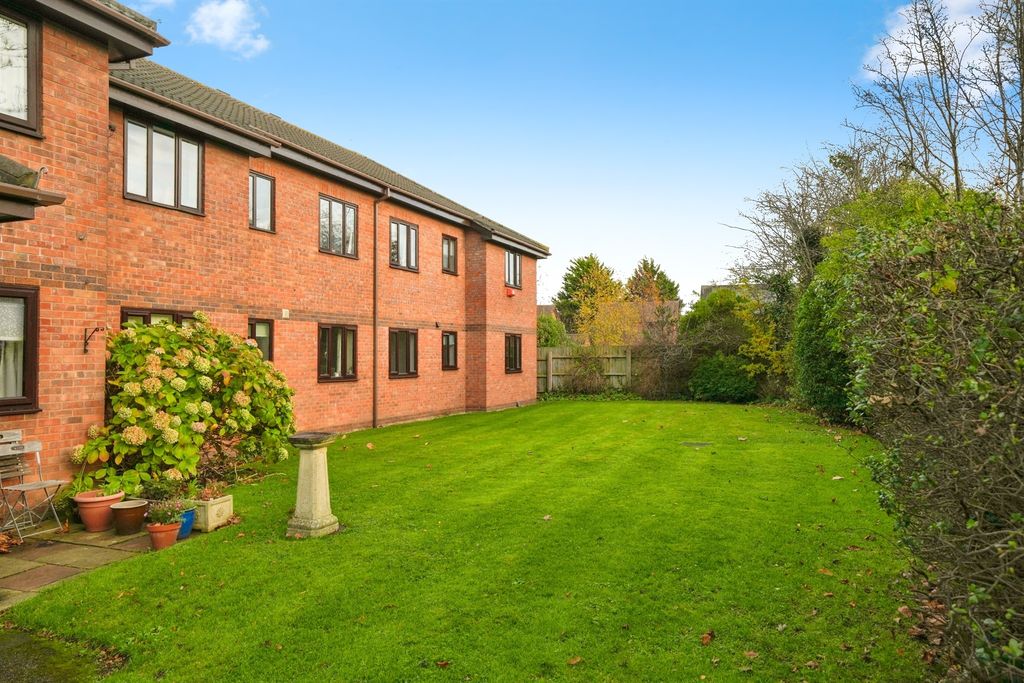 Property photo 3 of 15