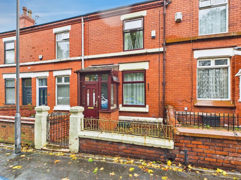 Property photo 1 of 12