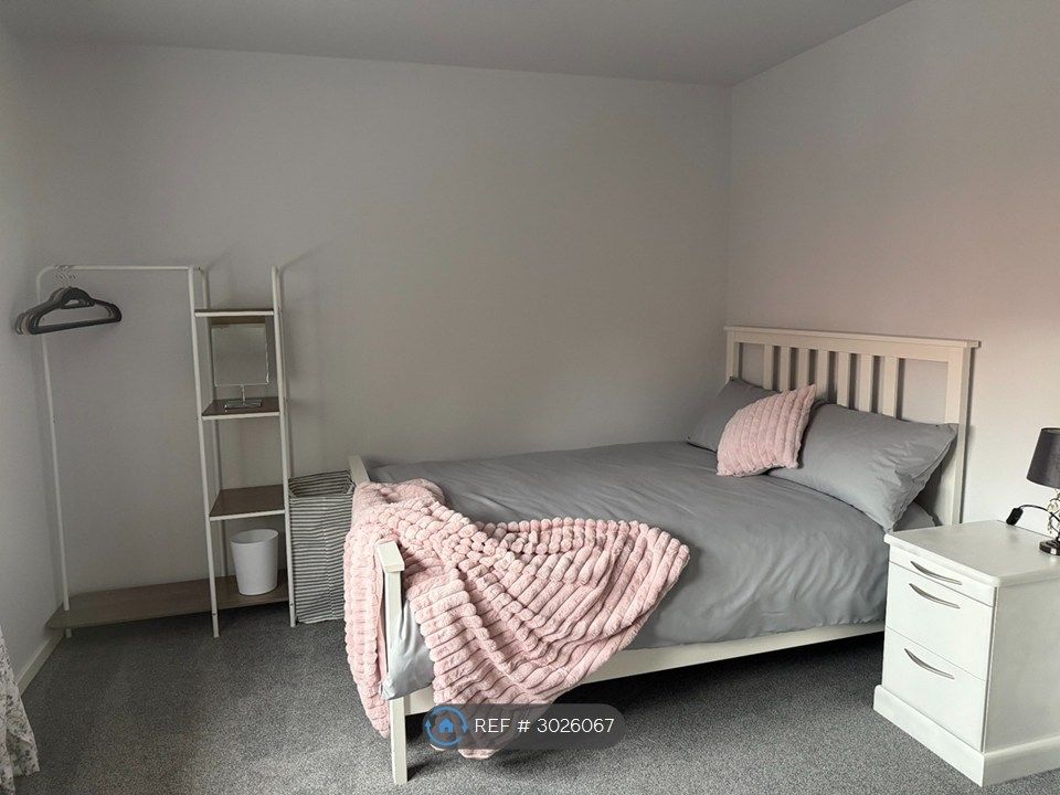 Property photo 3 of 3