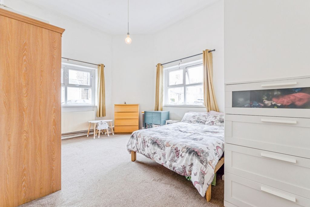Additional image 12 of 1 bed flat for saleCourt Road, Barry CF63