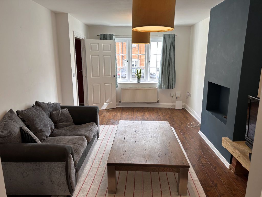 Property photo 3 of 11 Photograph 3