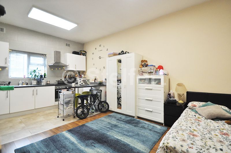 Property photo 2 of 3