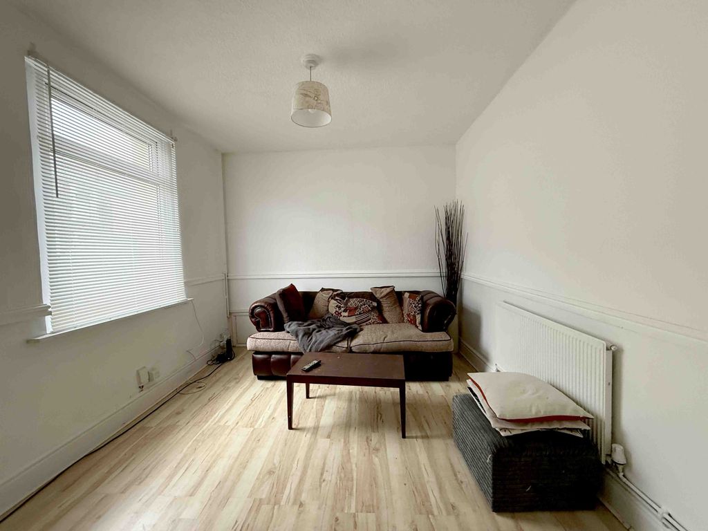 Property photo 2 of 10 Gallery