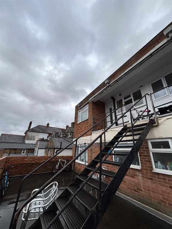 Property photo 3 of 8 Picture No. 08